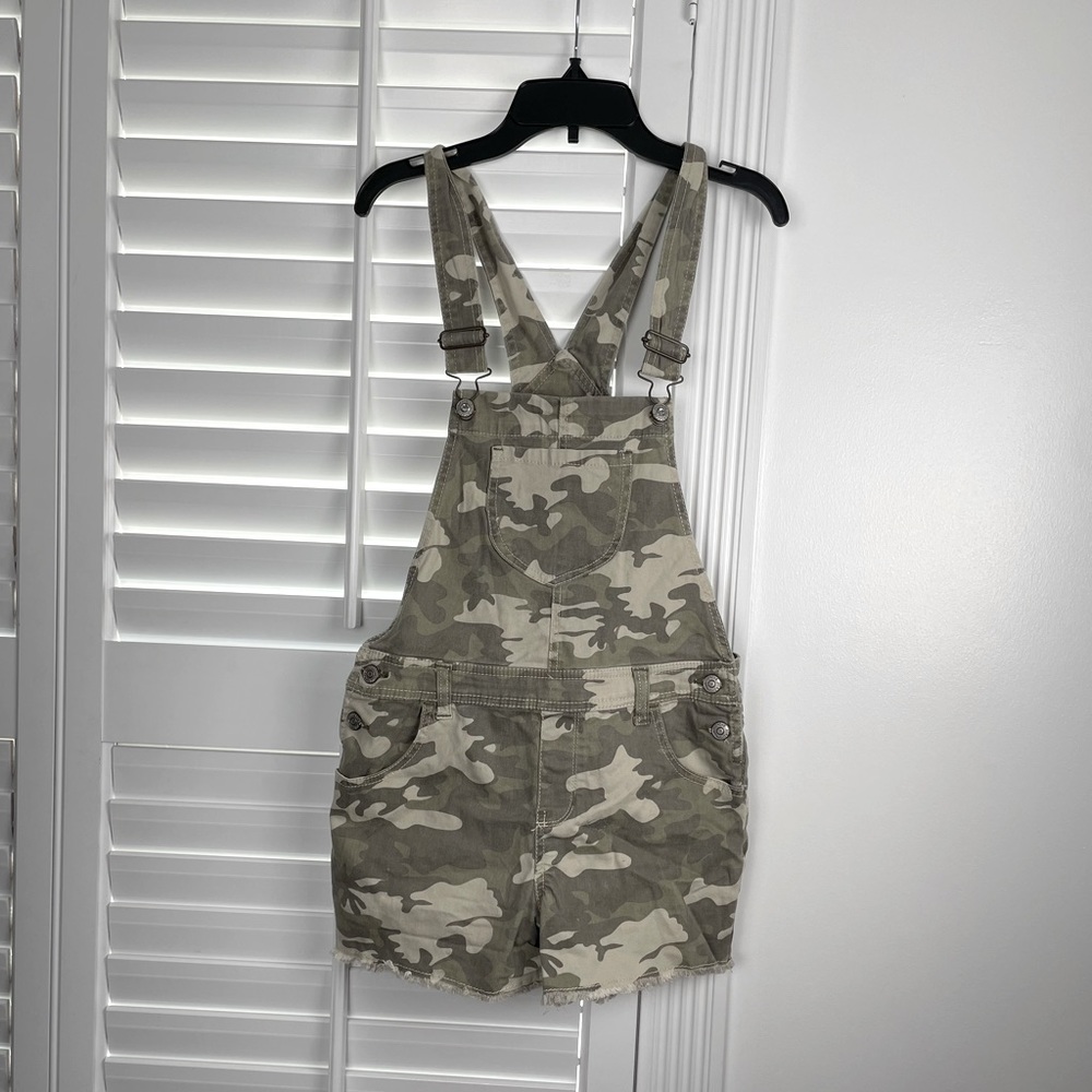 Girl’s Jordache Jean Camo Short Overalls